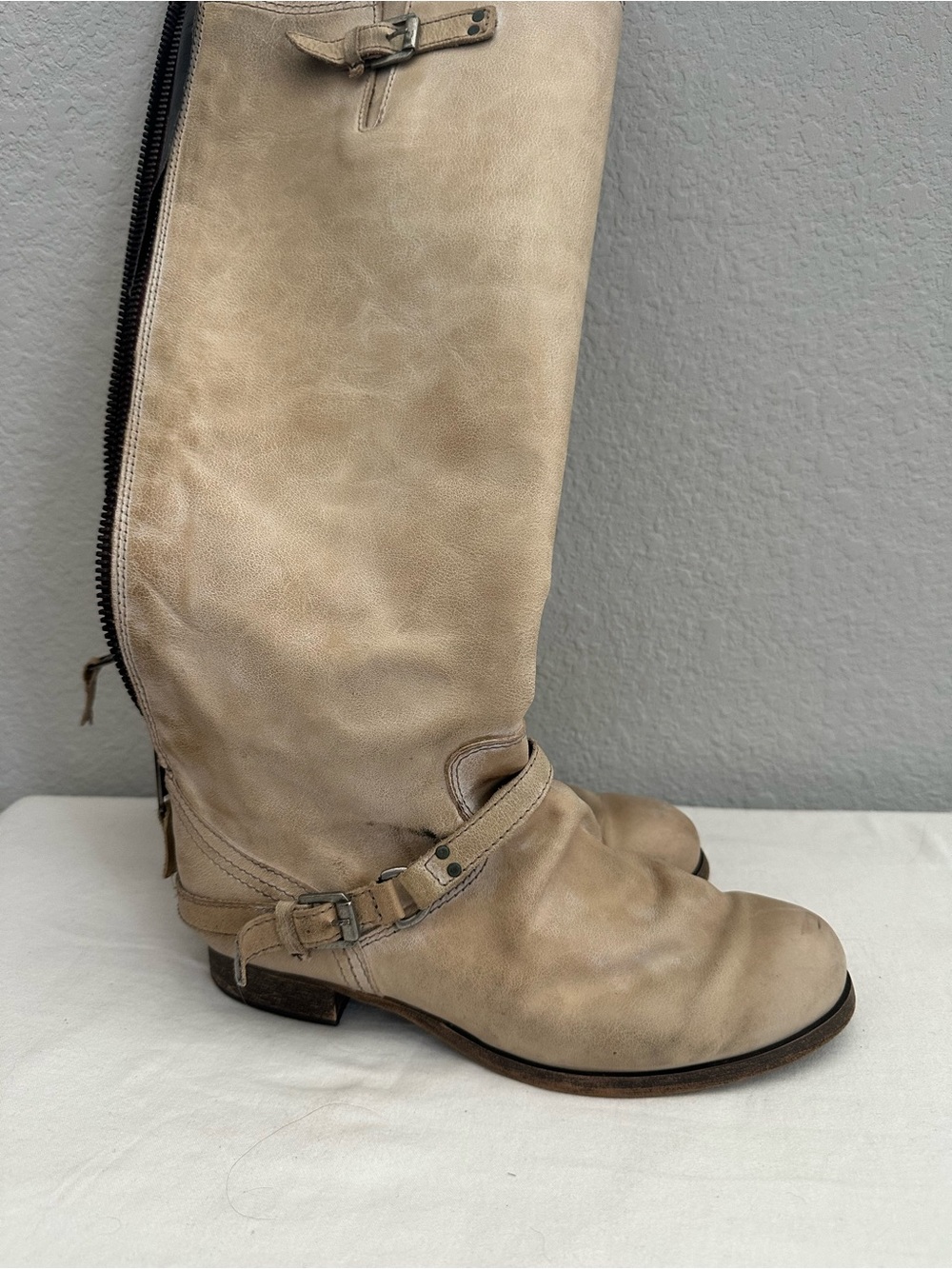 Steve Madden Knee-high Boots in Light Beige
